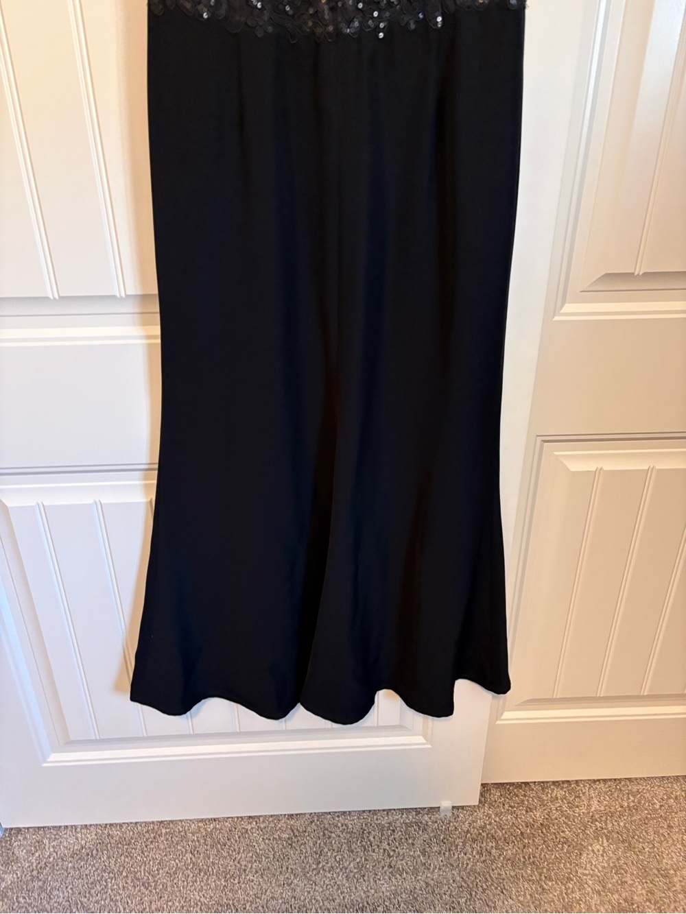 TADASHI SHOJI Pearl Grey Black Two-Tone Sequin Lace Bodice Maxi Gown Dress sz 8 - Picture 8 of 13